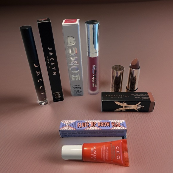 Buxom Other - 🔥BNWB MAKEUP BUNDLE🔥